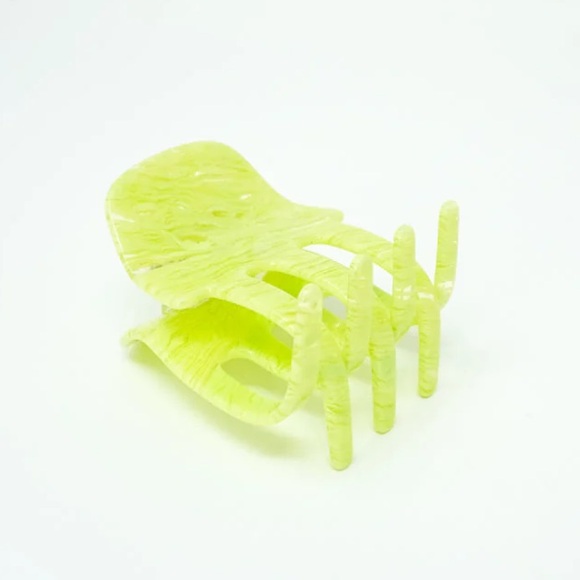 NWT Chunks Ursa Claw in Key Lime - Picture 2 of 3